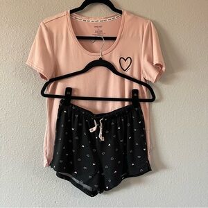 Nine West Pajama Set PJs Pink Top Black Heart Print Shorts Sleepwear Size Small